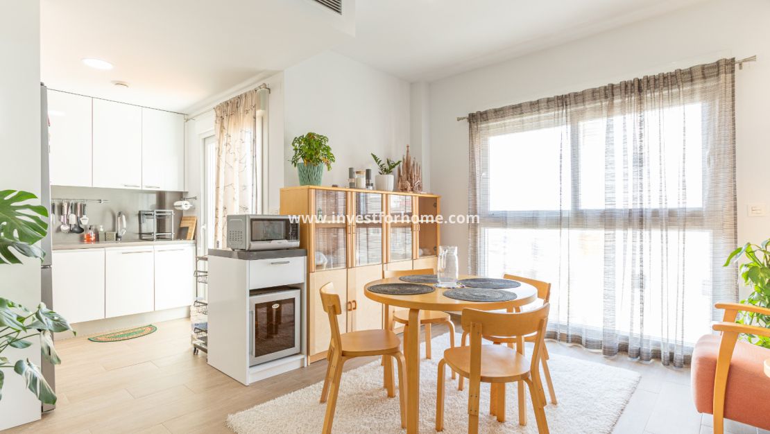 Sale - Apartment - Torrevieja - Costa Blanca