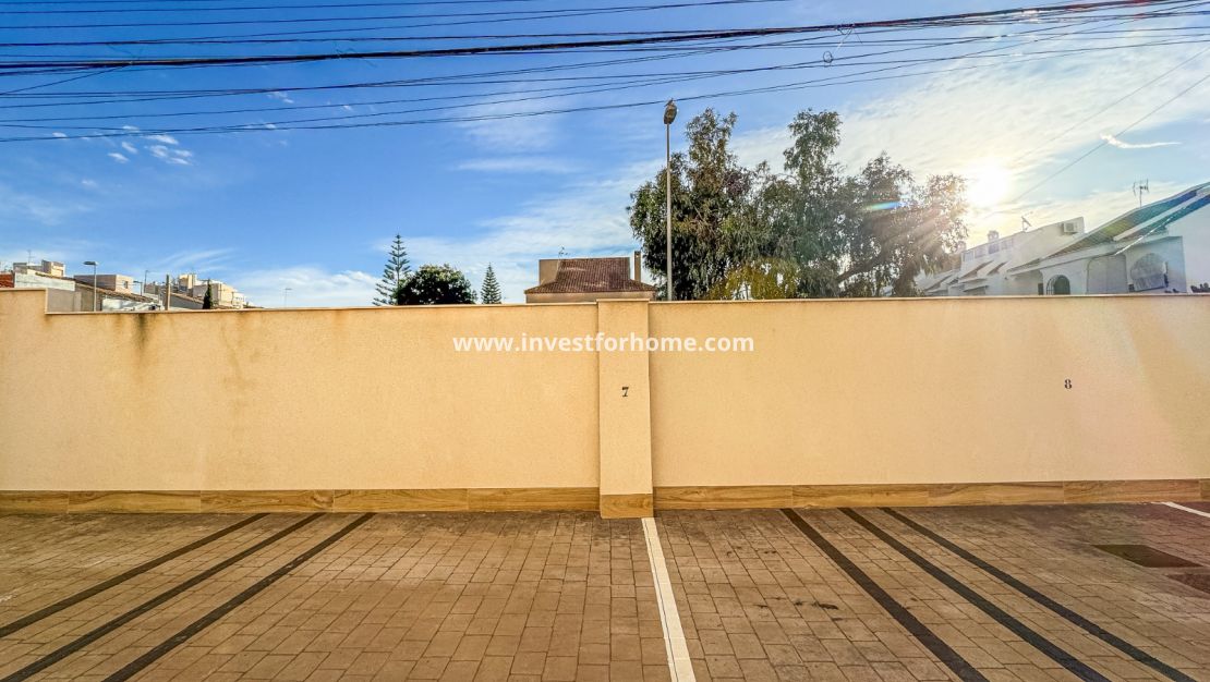 Sale - Apartment - Torrevieja - Costa Blanca