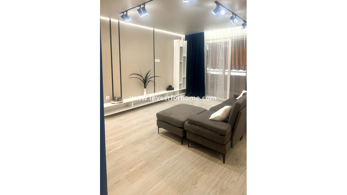 Sale - Apartment - Torrevieja - Costa Blanca