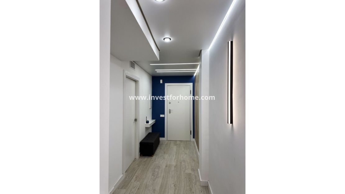 Sale - Apartment - Torrevieja - Costa Blanca