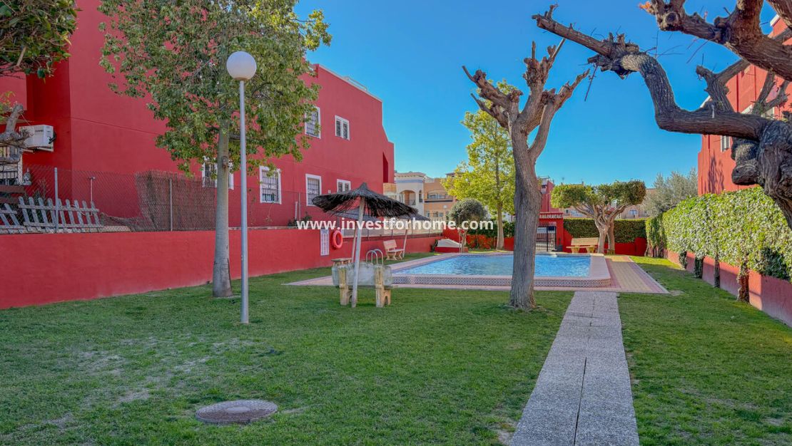 Sale - Apartment - Torrevieja - Costa Blanca