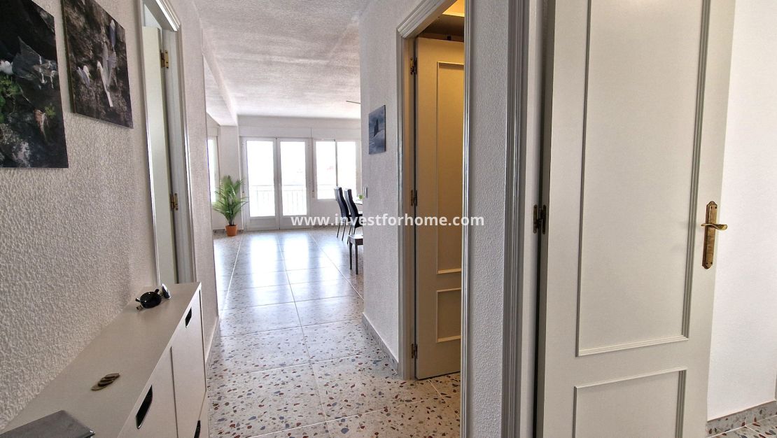 Sale - Apartment - Torrevieja - Costa Blanca