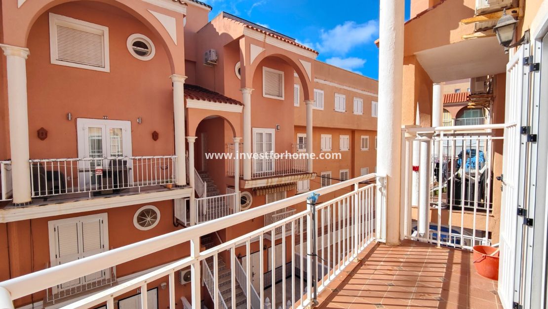 Sale - Apartment - Torrevieja - Costa Blanca