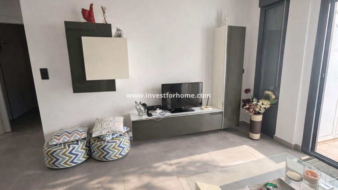 Sale - Apartment - Torrevieja - Costa Blanca
