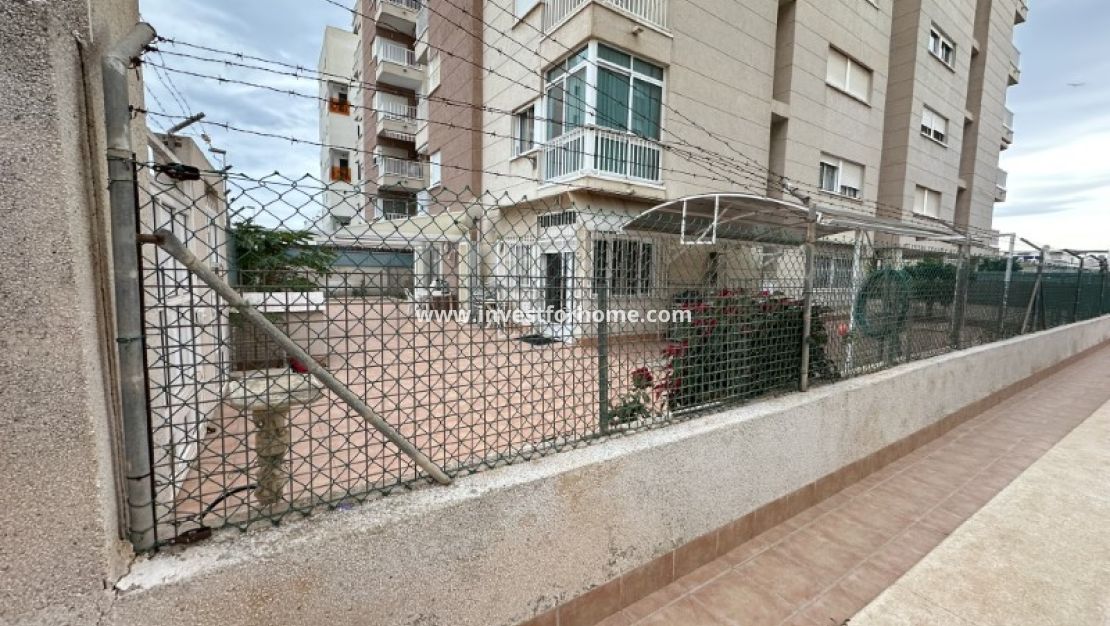 Sale - Apartment - Torrevieja - Costa Blanca