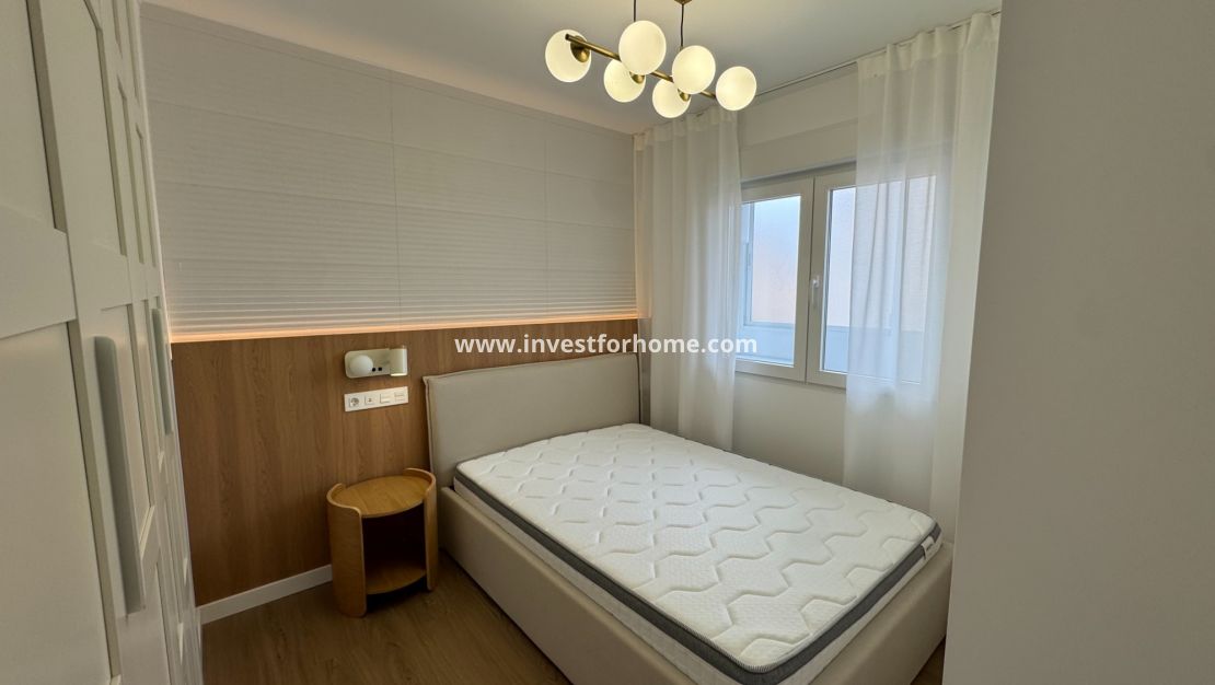 Sale - Apartment - Torrevieja - Costa Blanca