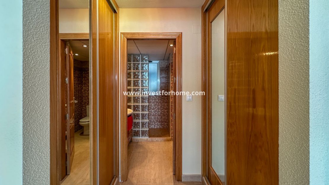 Sale - Apartment - Torrevieja - Costa Blanca