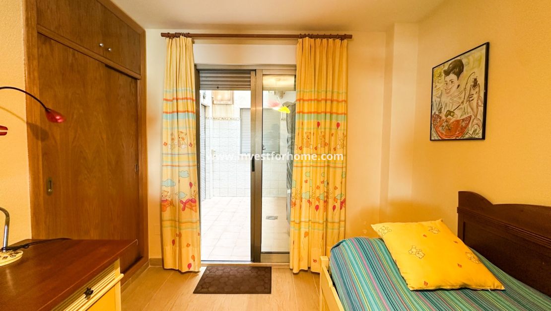 Sale - Apartment - Torrevieja - Costa Blanca