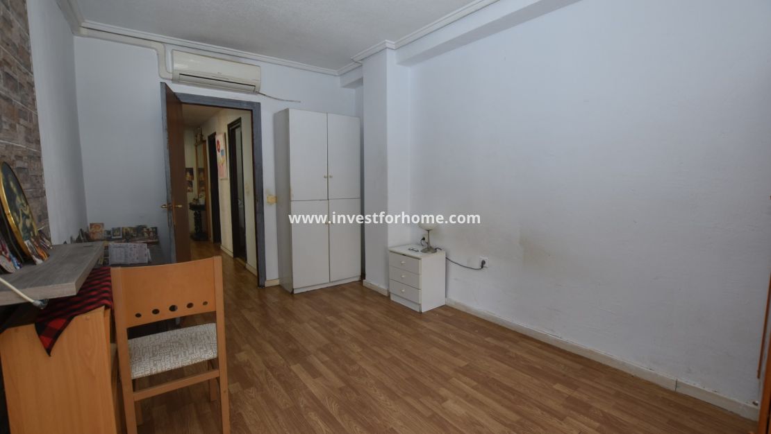 Sale - Apartment - Torrevieja - Costa Blanca