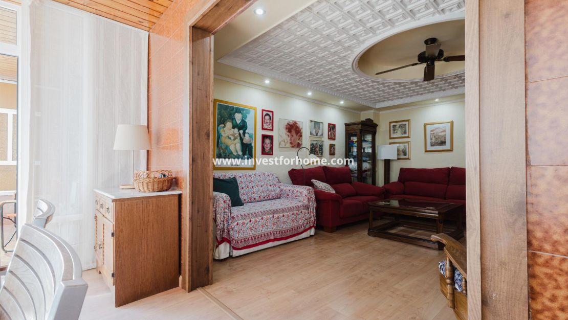 Sale - Apartment - Torrevieja - Costa Blanca