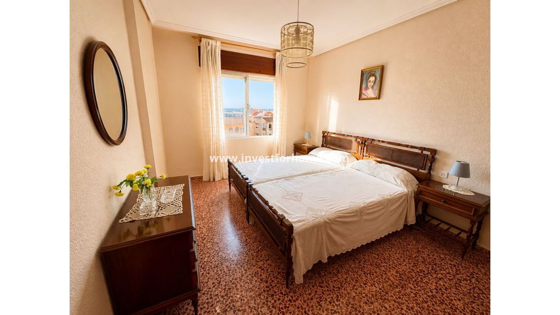 Sale - Apartment - Torrevieja - Costa Blanca