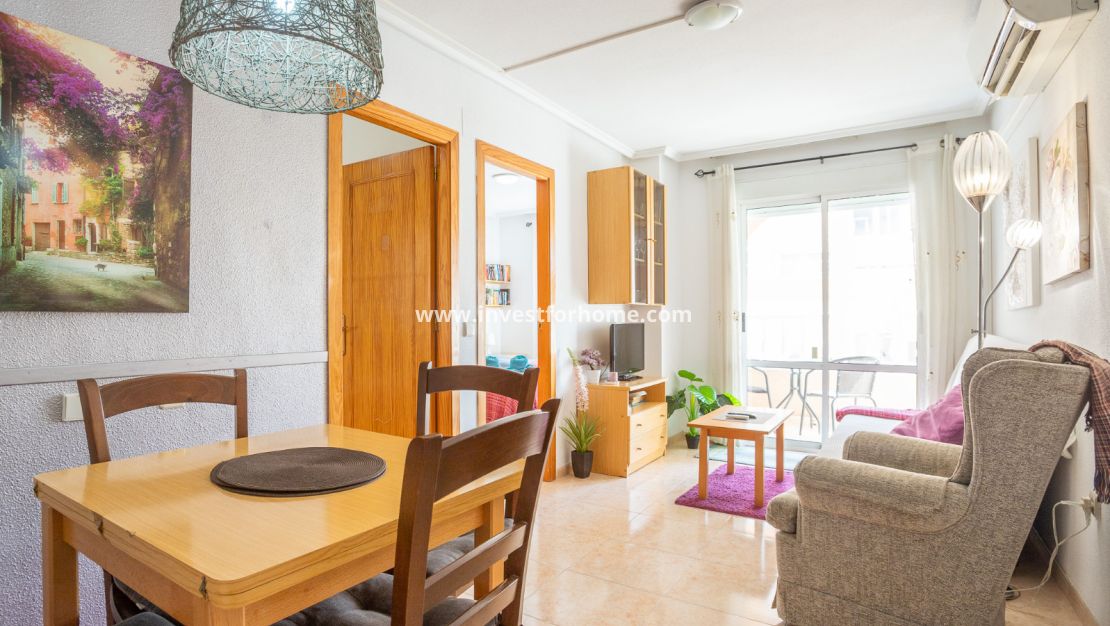 Sale - Apartment - Torrevieja - Costa Blanca