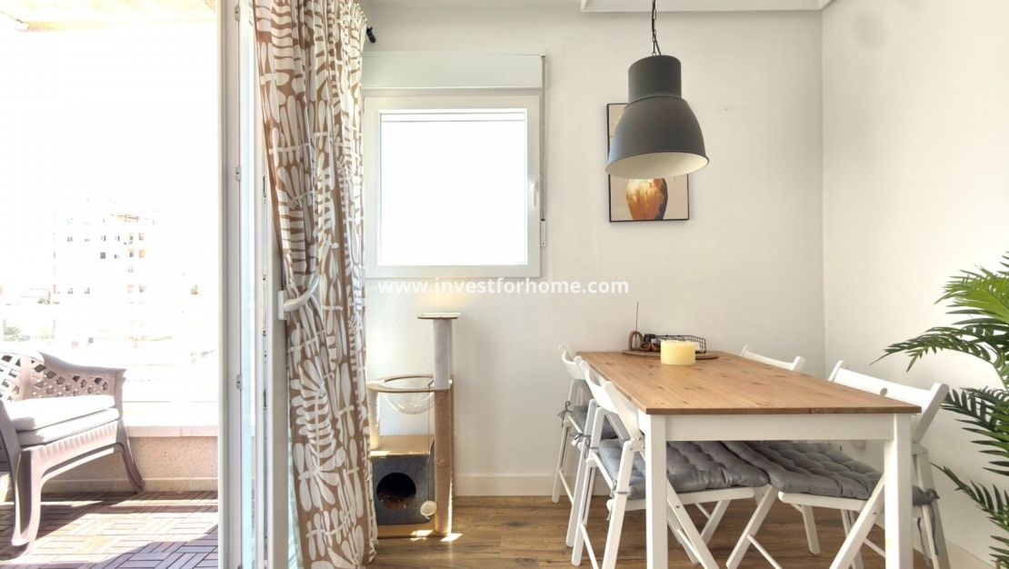 Sale - Apartment - Torrevieja - Costa Blanca