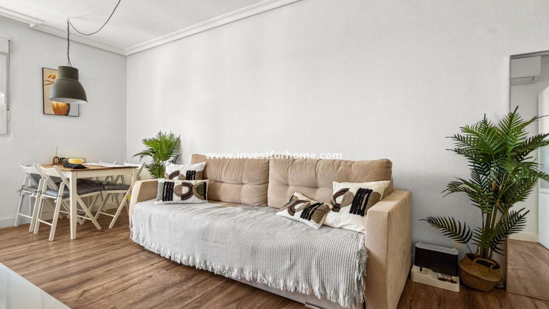 Sale - Apartment - Torrevieja - Costa Blanca