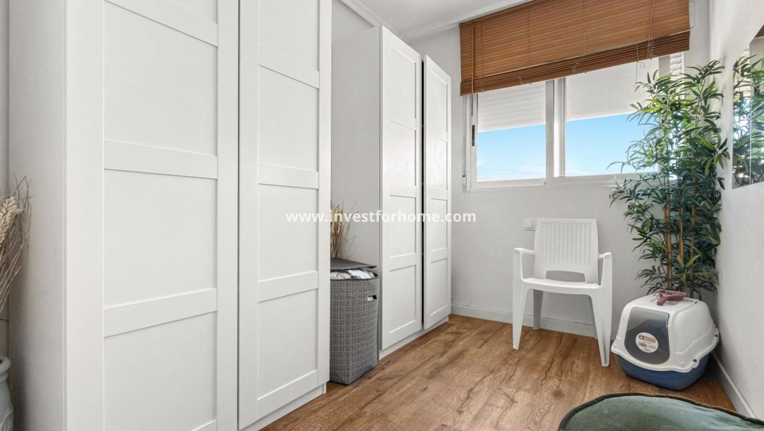 Sale - Apartment - Torrevieja - Costa Blanca