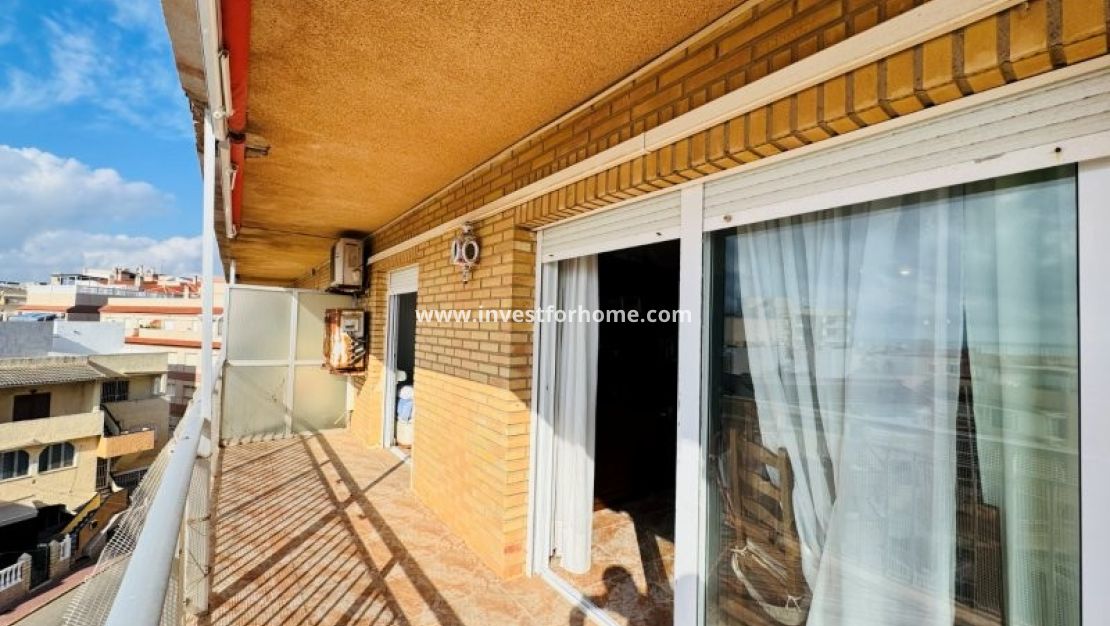 Sale - Apartment - Torrevieja - Costa Blanca