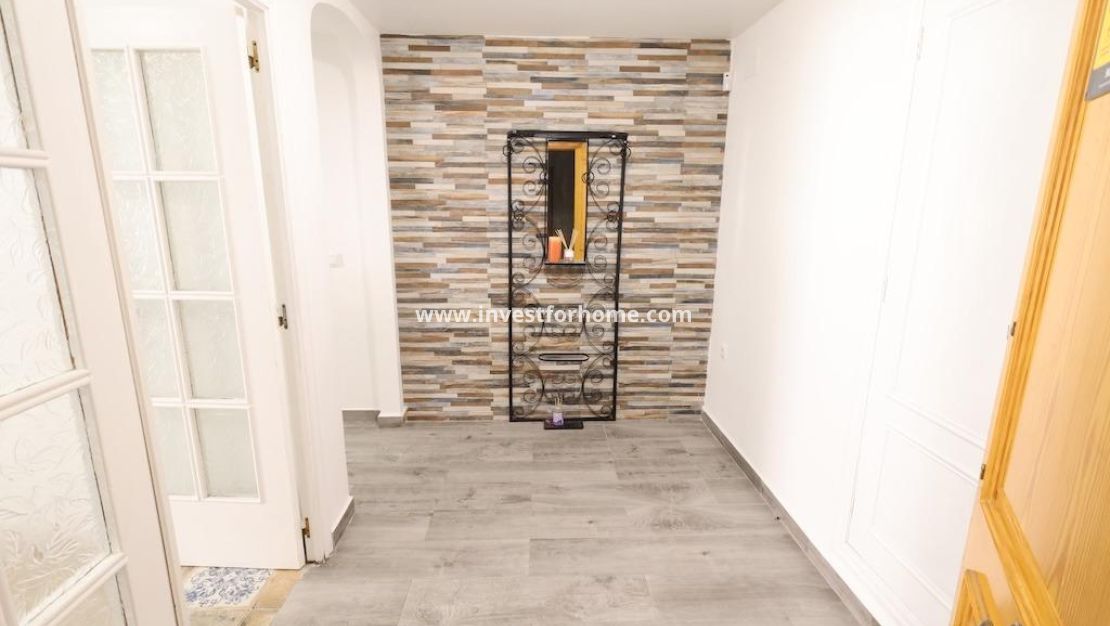 Sale - Apartment - Torrevieja - Costa Blanca