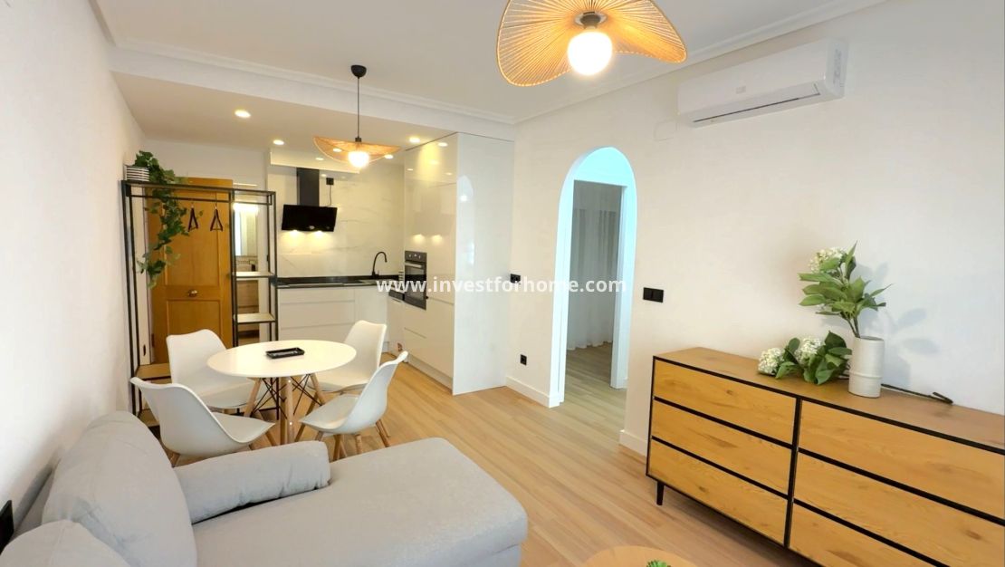 Sale - Apartment - Torrevieja - Costa Blanca