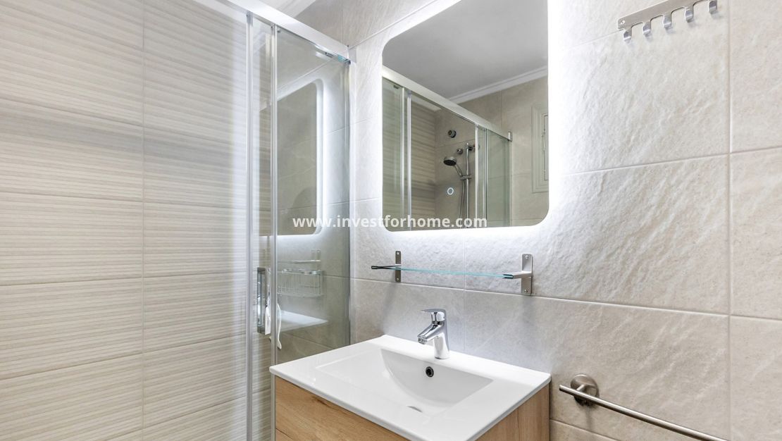 Sale - Apartment - Torrevieja - Costa Blanca