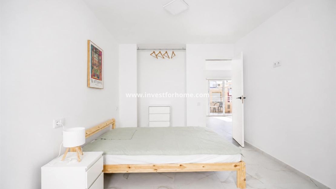 Sale - Apartment - Torrevieja - Costa Blanca