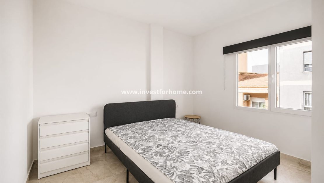 Sale - Apartment - Torrevieja - Costa Blanca