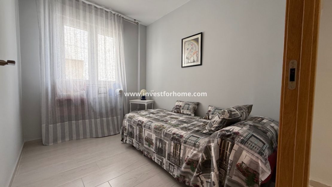 Sale - Apartment - Torrevieja - Costa Blanca