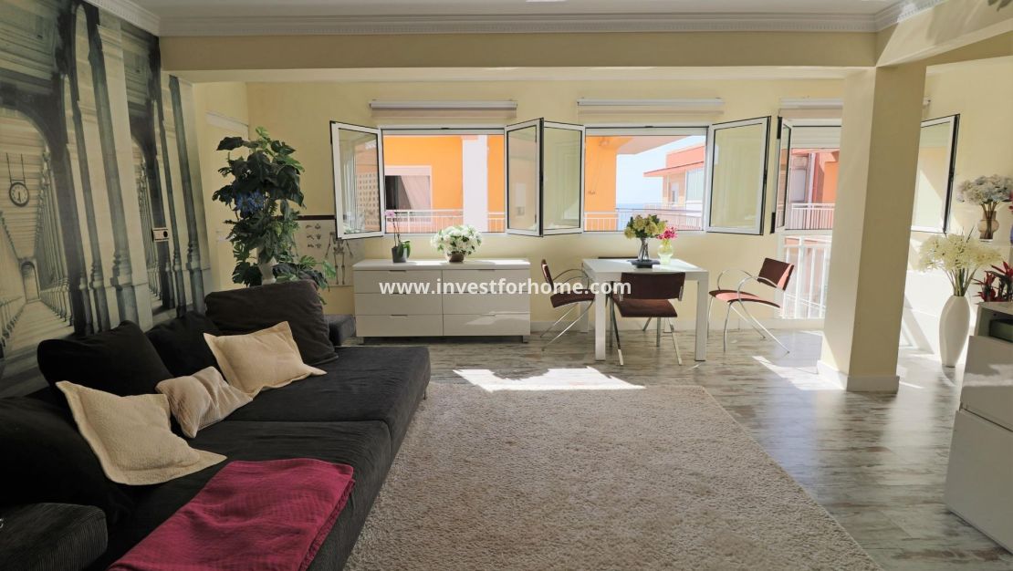 Sale - Apartment - Torrevieja - El Acequión - Los Náufragos