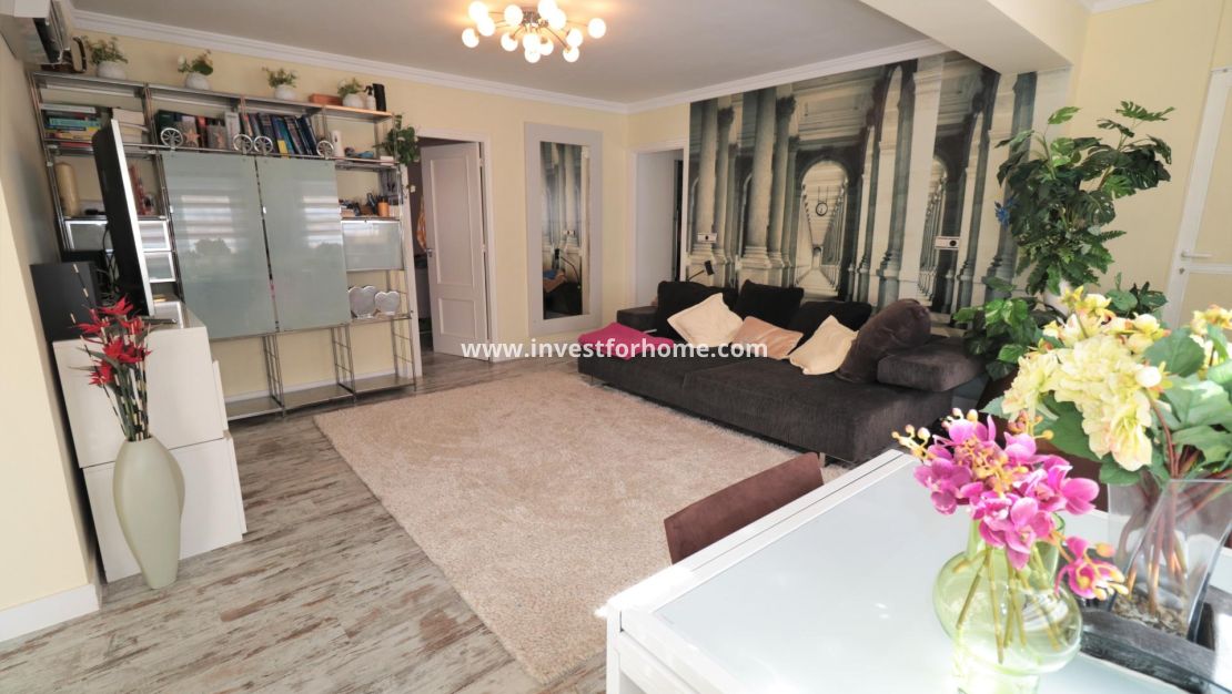 Sale - Apartment - Torrevieja - El Acequión - Los Náufragos