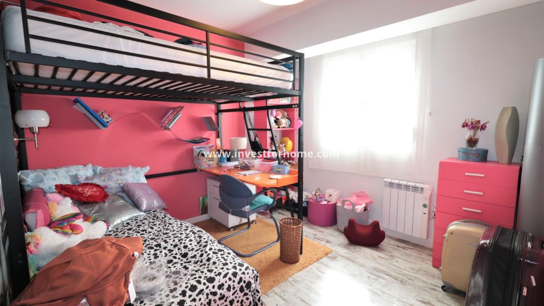 Sale - Apartment - Torrevieja - El Acequión - Los Náufragos