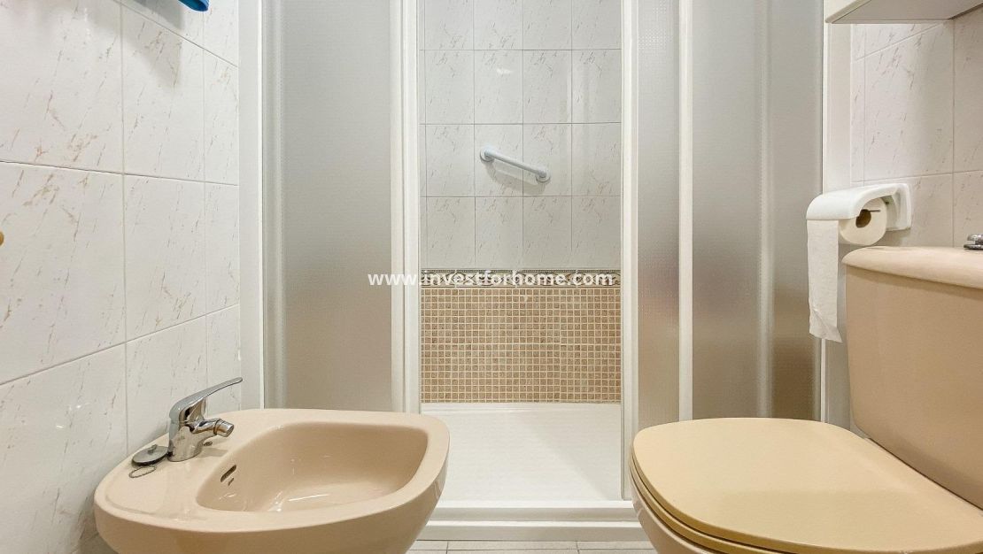 Sale - Apartment - Torrevieja - El Acequión - Los Náufragos