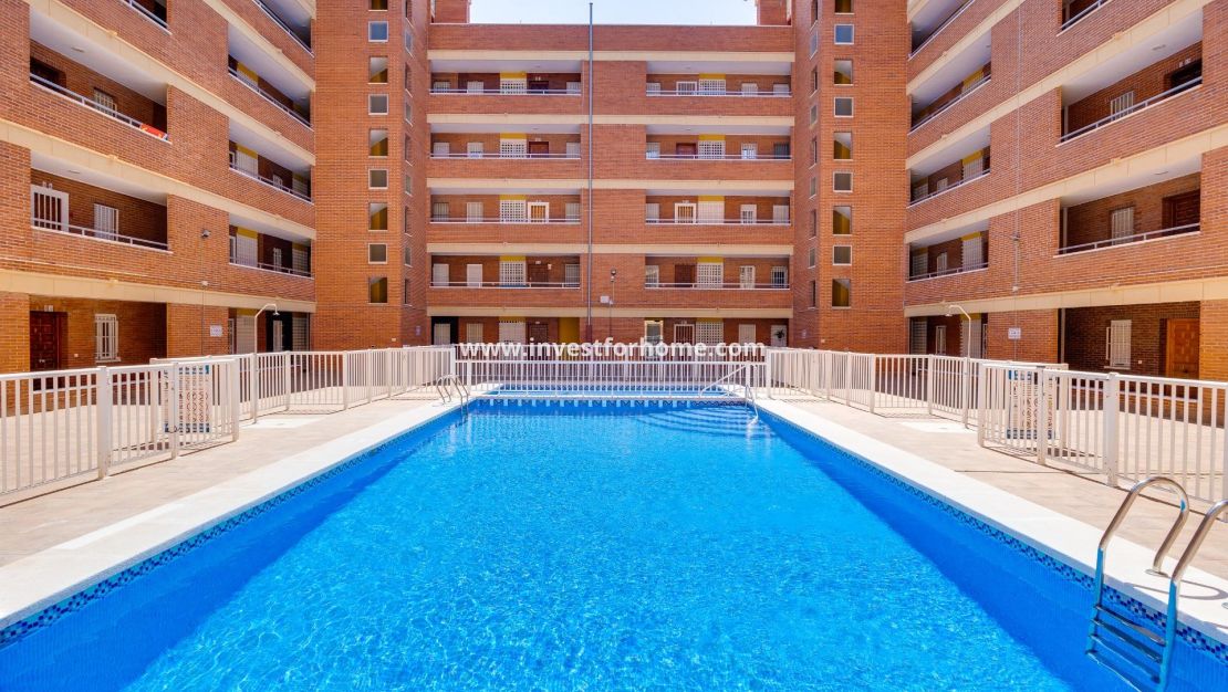 Sale - Apartment - Torrevieja - El Acequión - Los Náufragos