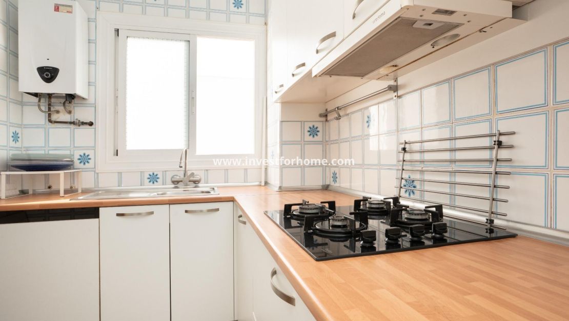 Sale - Apartment - Torrevieja - El Acequión - Los Náufragos