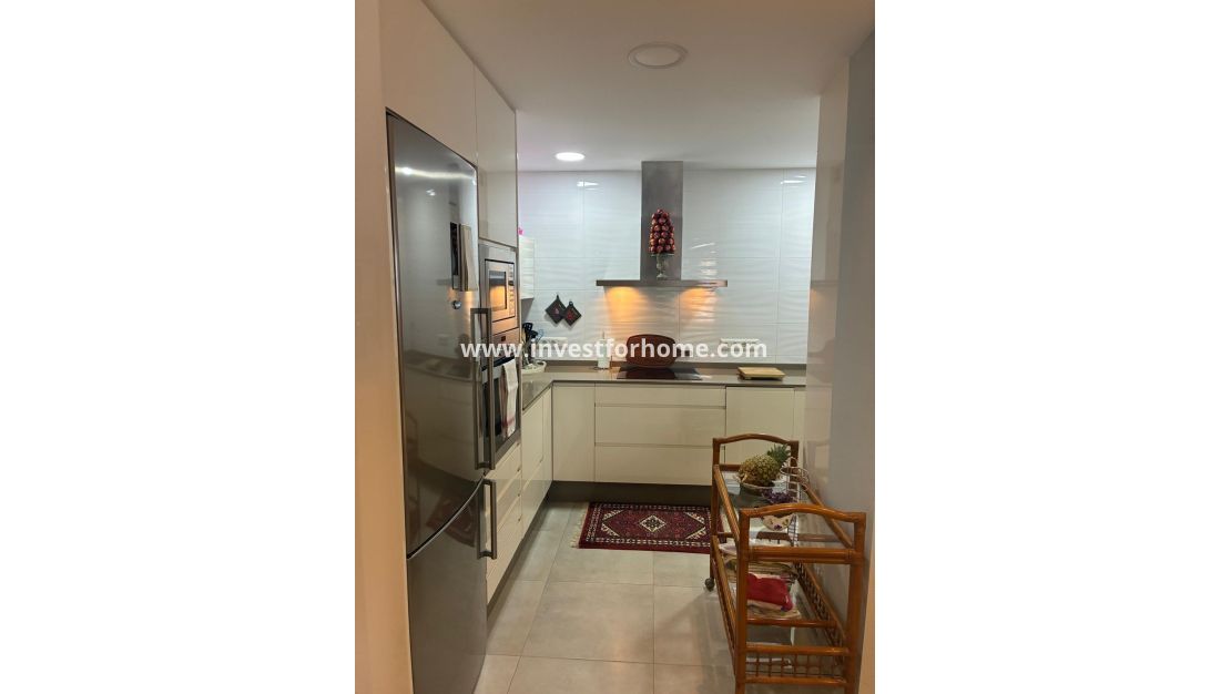 Sale - Apartment - Torrevieja - El Acequión - Los Náufragos