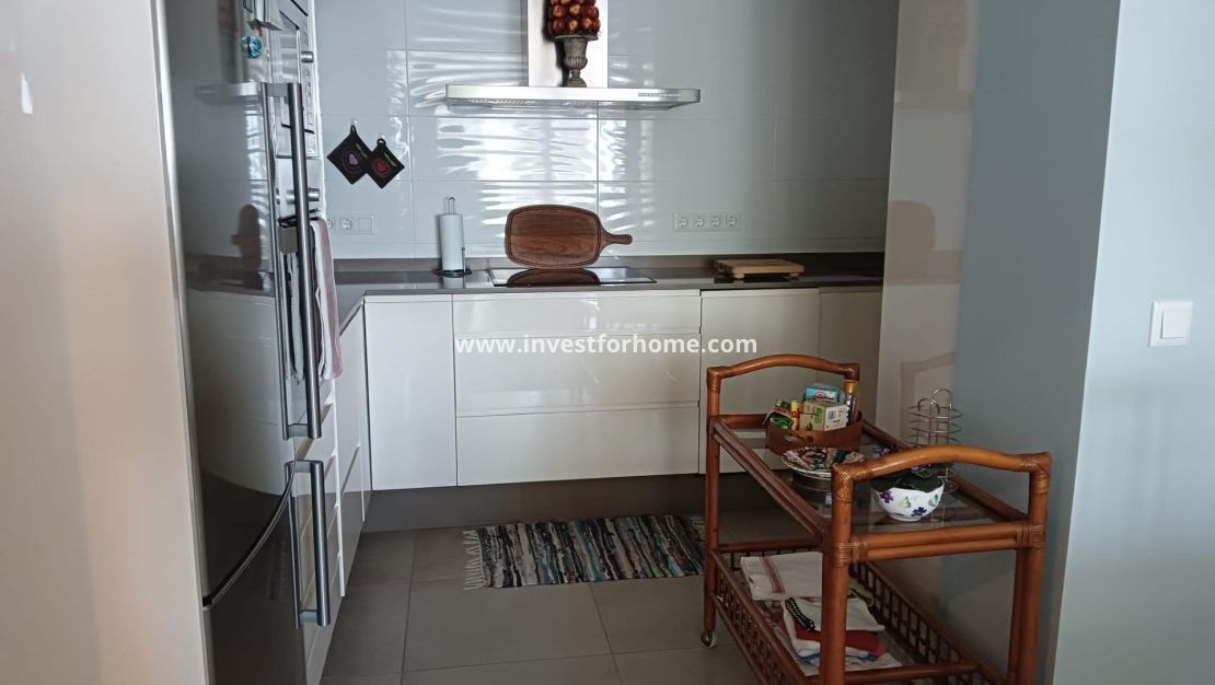 Sale - Apartment - Torrevieja - El Acequión - Los Náufragos