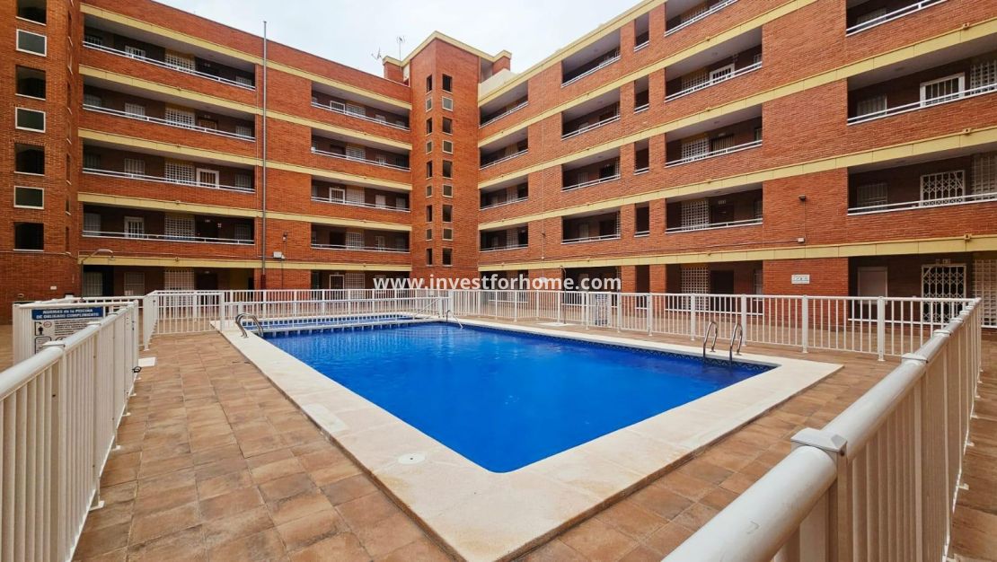 Sale - Apartment - Torrevieja - El Acequión - Los Náufragos