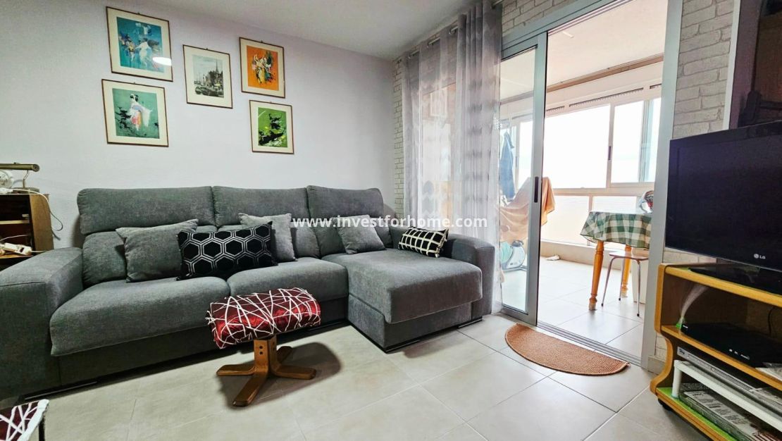 Sale - Apartment - Torrevieja - El Acequión - Los Náufragos