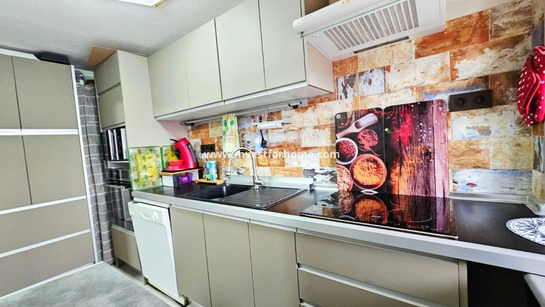 Sale - Apartment - Torrevieja - El Acequión - Los Náufragos