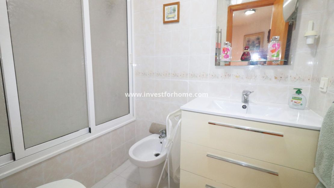 Sale - Apartment - Torrevieja - El Acequión - Los Náufragos