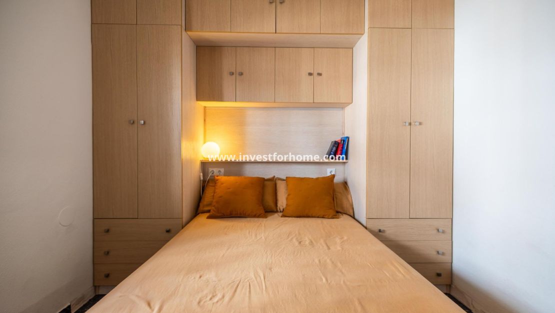 Sale - Apartment - Torrevieja - El Acequión - Los Náufragos