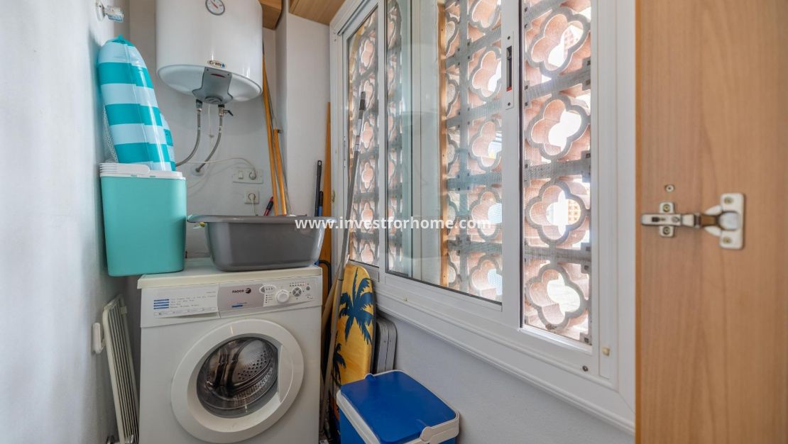 Sale - Apartment - Torrevieja - El Acequión - Los Náufragos