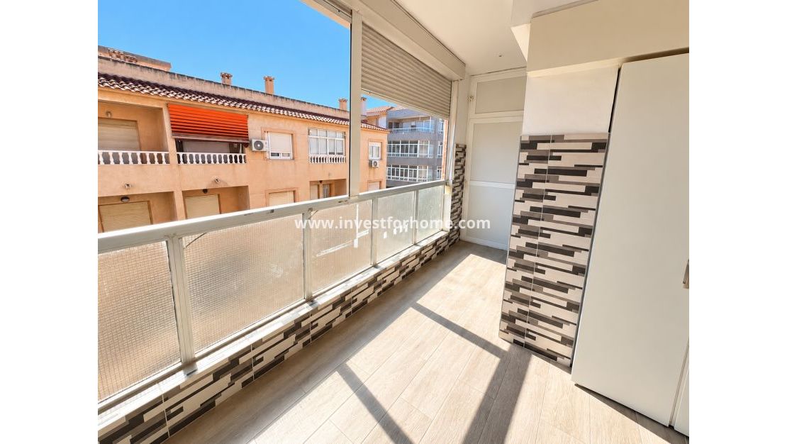 Sale - Apartment - Torrevieja - El Acequión - Los Náufragos