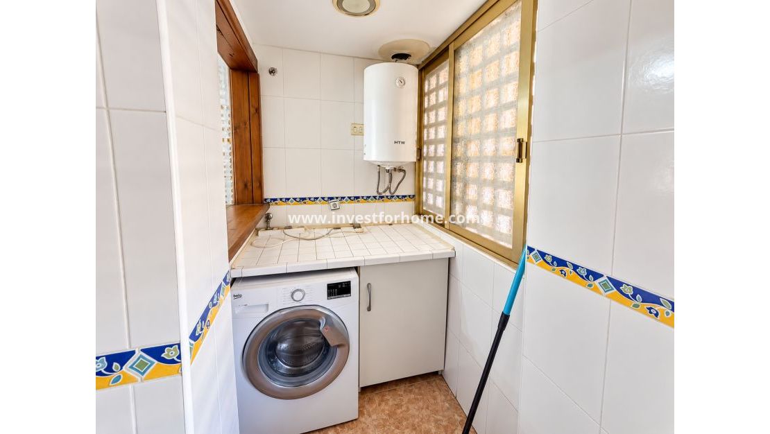 Sale - Apartment - Torrevieja - El Acequión - Los Náufragos
