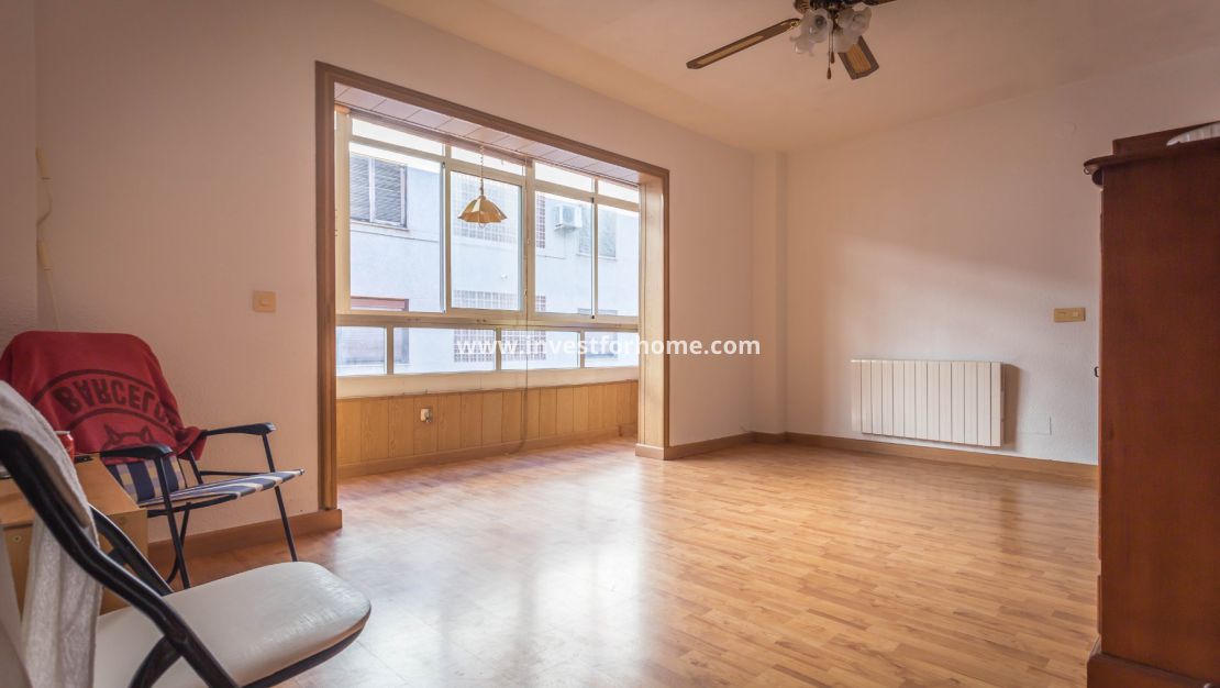 Sale - Apartment - Torrevieja - El Acequión - Los Náufragos