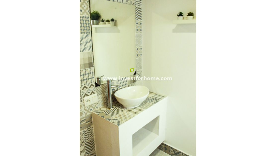 Sale - Apartment - Torrevieja - El Chaparral