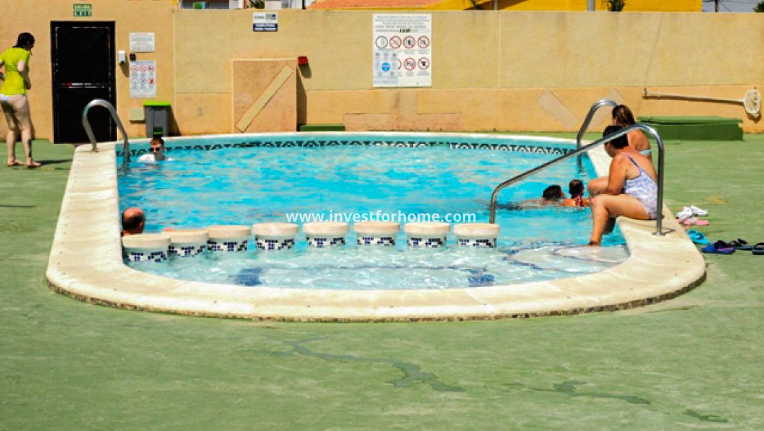 Sale - Apartment - Torrevieja - El Chaparral