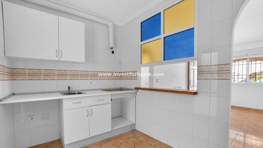 Sale - Apartment - Torrevieja - El Limonar