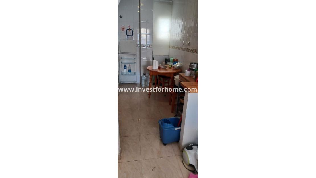 Sale - Apartment - Torrevieja - El Molino