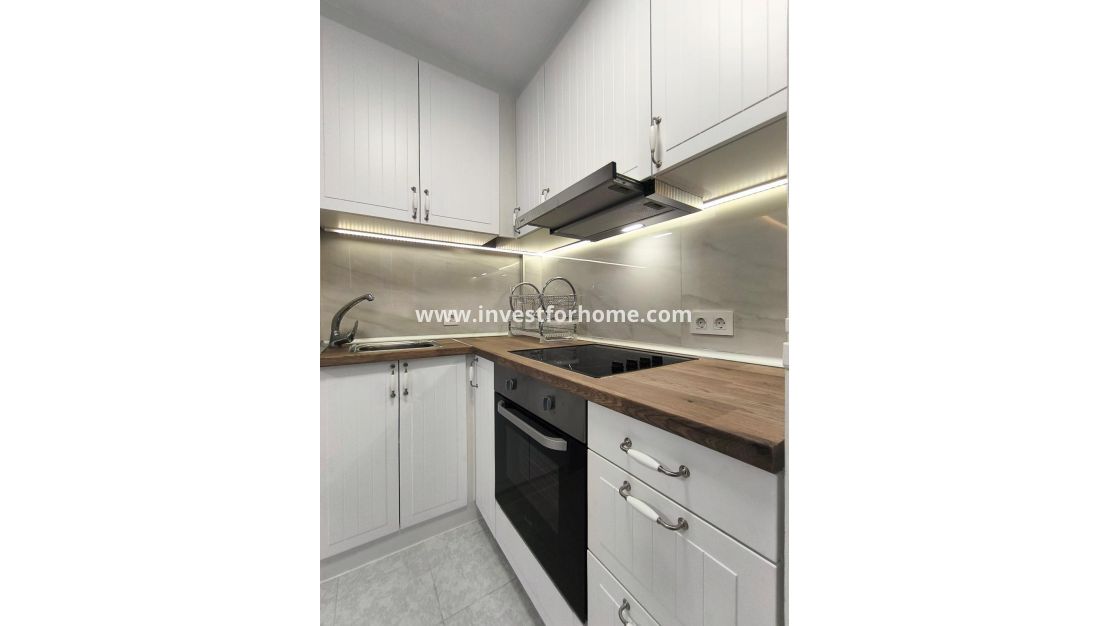 Sale - Apartment - Torrevieja - El Molino