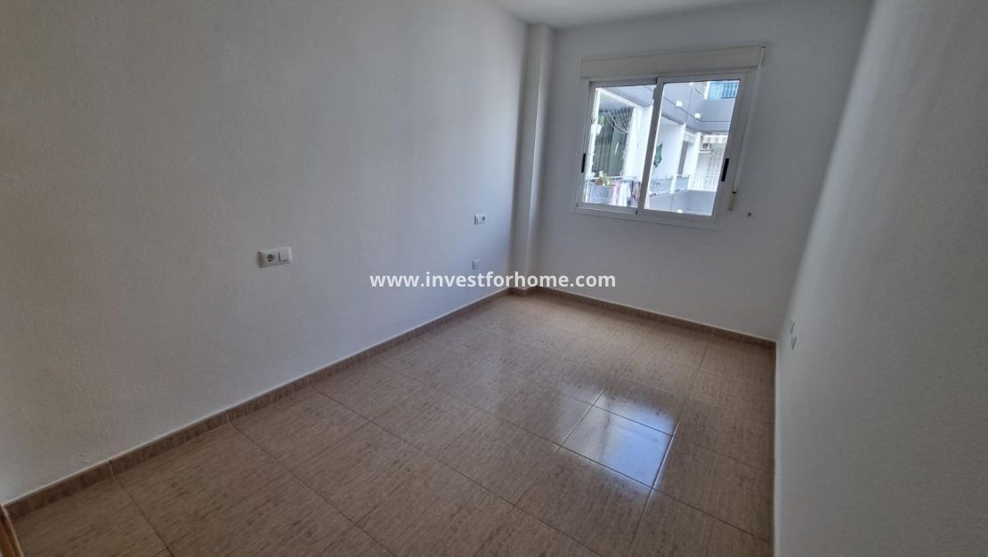 Sale - Apartment - Torrevieja - El Molino