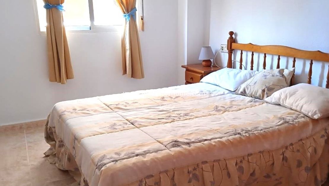 Sale - Apartment - Torrevieja - El Molino